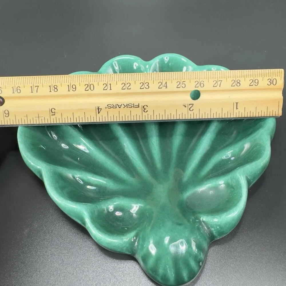 Hand Made USA Pottery Stoneware Green Shell Dish‎ Soap Holder Trinket Dish VTG
